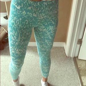 Nike leggings